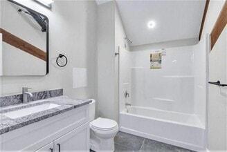 72 Kendrick Ave in Woonsocket, RI - Building Photo - Building Photo