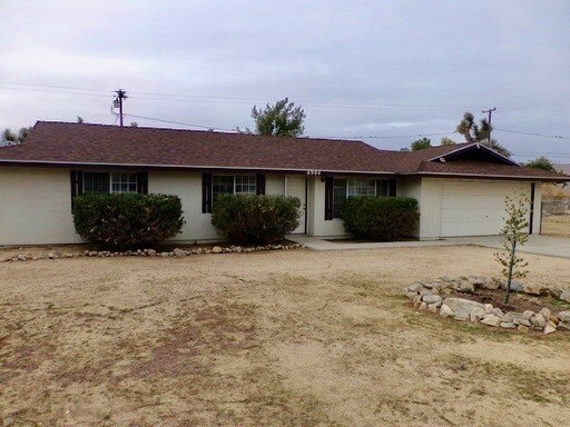 6984 Emerson Ave in Yucca Valley, CA - Building Photo