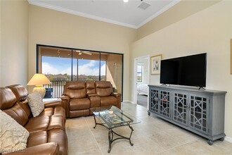 9440 Benvenuto Ct in Naples, FL - Building Photo - Building Photo