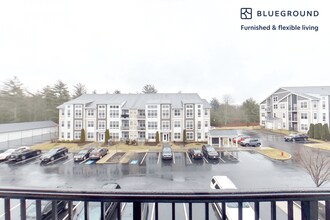 60 Robert Dr in Easton, MA - Building Photo - Building Photo