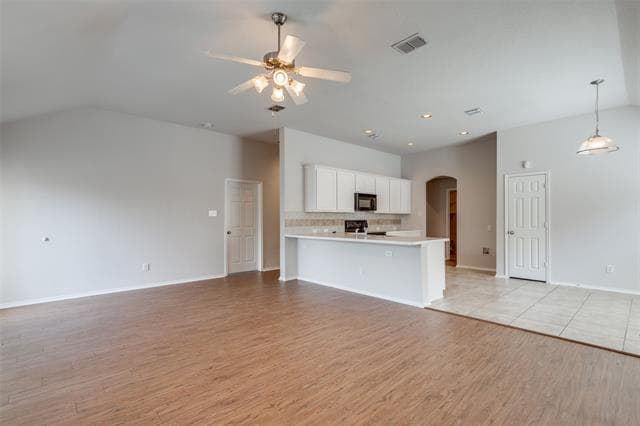 5137 Breeze Hollow Ct in Fort Worth, TX - Building Photo - Building Photo