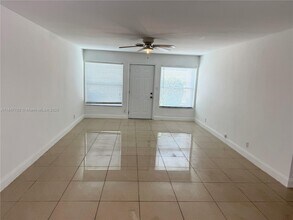 2024 NE 26th St in Wilton Manors, FL - Building Photo - Building Photo