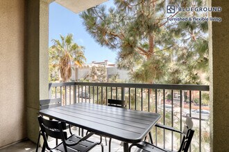 8700 Pershing Dr-Unit -FL2-ID909 in Los Angeles, CA - Building Photo - Building Photo