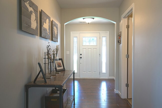 210 Jewel Ct in Travelers Rest, SC - Building Photo - Building Photo