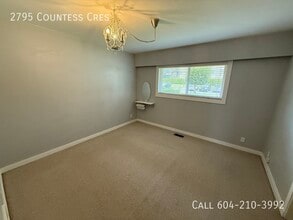 2795 Countess Crescent in Abbotsford, BC - Building Photo - Building Photo