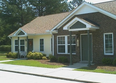 Quail Hollow in Warsaw, NC - Building Photo