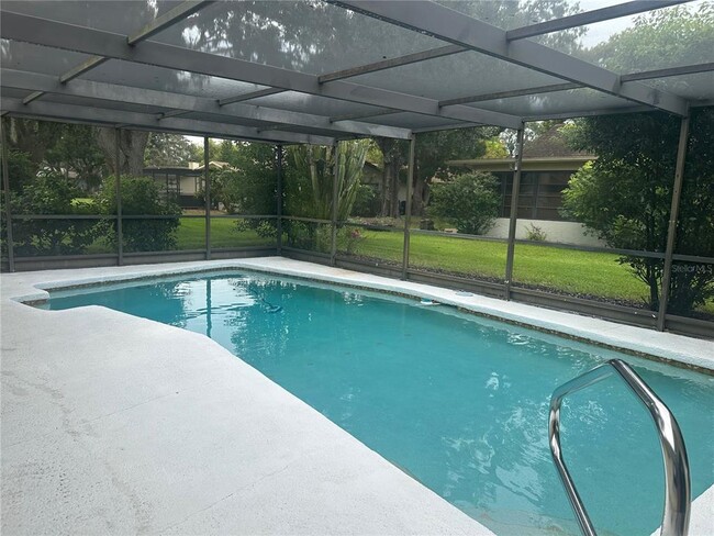 8618 Woodbridge Dr in New Port Richey, FL - Building Photo - Building Photo