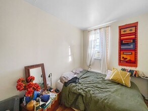 164 W 130th St in New York, NY - Building Photo - Building Photo