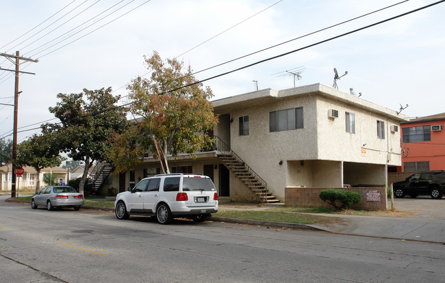 14258 Delano St in Van Nuys, CA - Building Photo - Building Photo