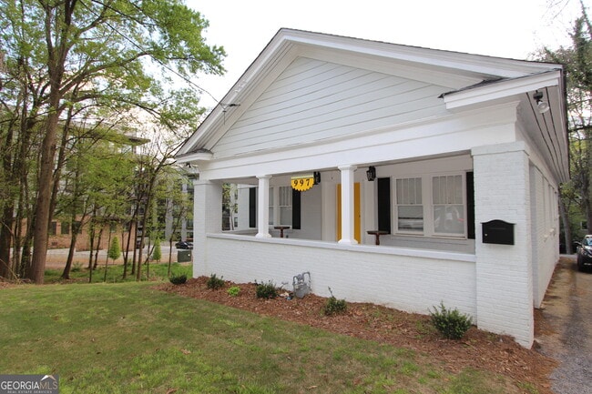 property at 997 Boulevard SE