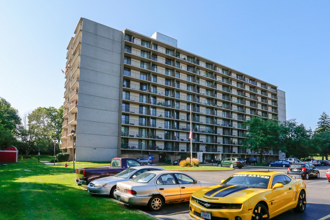 Brookview Place in Dayton, OH - Foto de edificio - Building Photo