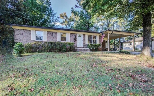 property at 874 E Glochester Pl NW