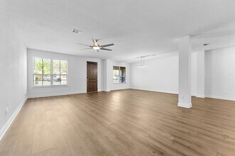 4226 Swinley Frst Dr in Arlington, TX - Building Photo - Building Photo