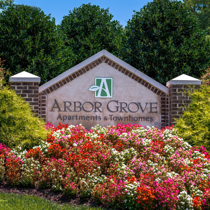 Arbor Grove in Stafford, VA - Foto de edificio