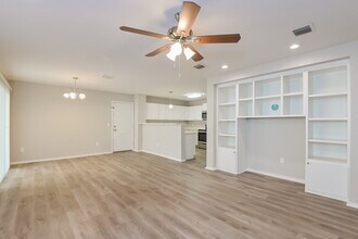 2755 N Saramano Ln in Tucson, AZ - Building Photo - Building Photo