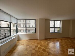 West 87th Street, Unit 4K in New York, NY - Building Photo - Building Photo
