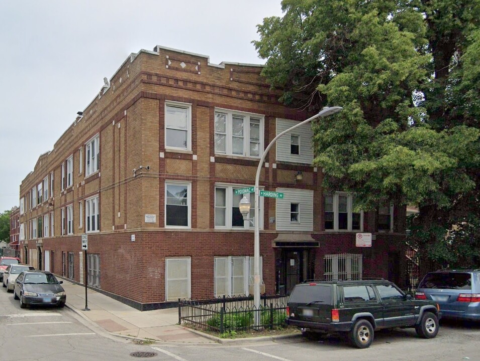 1255 N Harding Ave in Chicago, IL - Building Photo