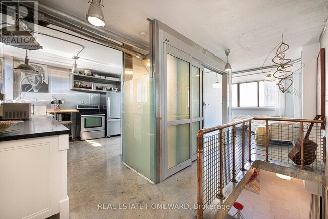 665 Kennedy Rd in Toronto, ON - Building Photo - Building Photo