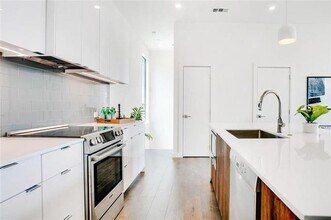 4708 Monarch St in Dallas, TX - Building Photo - Building Photo