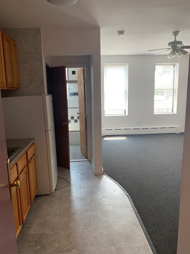 19330 Jamaica Ave Apartments and Nearby Queens Apartments For Rent