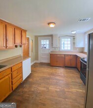 234 Broad St in Carrollton, GA - Building Photo - Building Photo