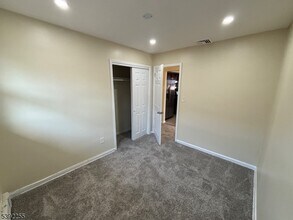 220 Coolidge St in Linden, NJ - Building Photo - Building Photo