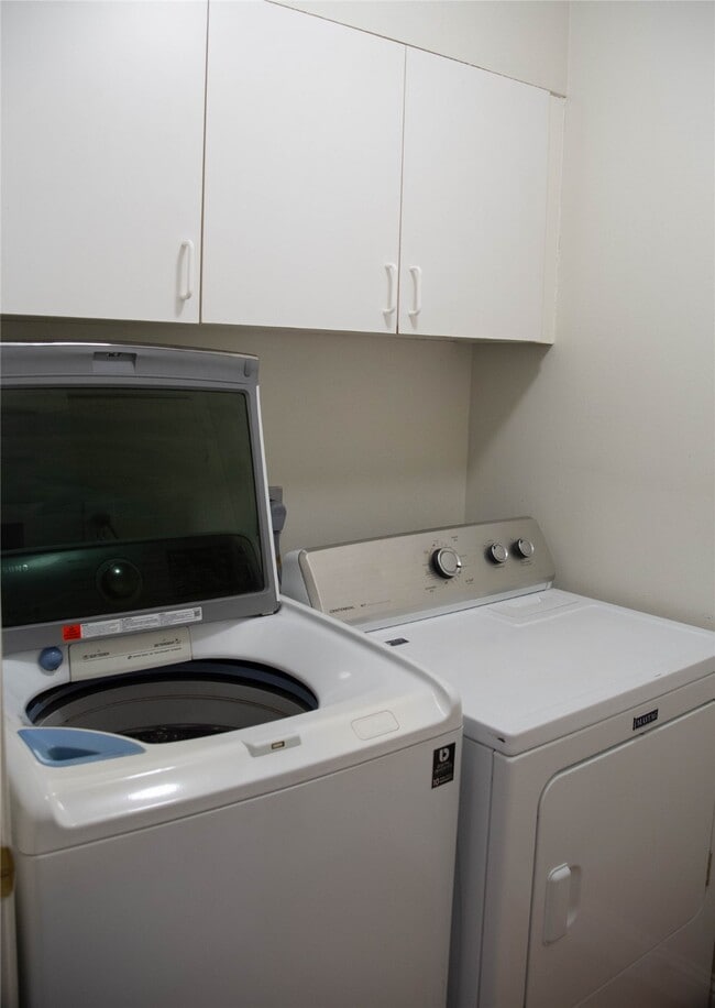130 Lissa Ln in Sugar Land, TX - Building Photo - Building Photo