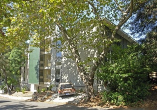 The Montclair in Oakland, CA - Building Photo - Building Photo