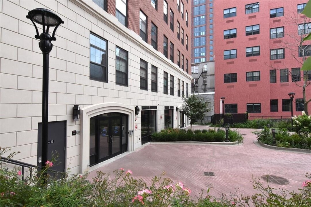 2 Mill St in Yonkers, NY - Building Photo