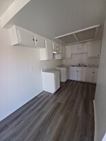 4114 W Ave L in Lancaster, CA - Building Photo