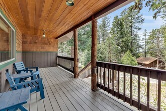 25420 Lodge Rd in Idyllwild, CA - Building Photo - Building Photo