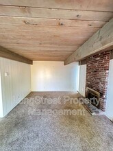 831 NW 26th St in Corvallis, OR - Building Photo - Building Photo