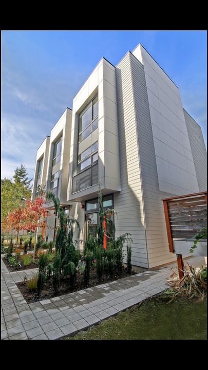 4143 California Ave SW, Unit B in Seattle, WA - Foto de edificio