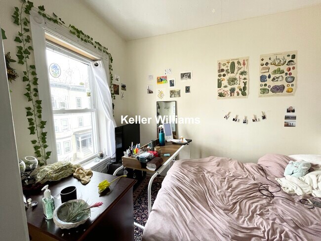 139 Saint Alphonsus St in Boston, MA - Building Photo - Building Photo