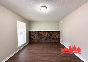 4393 Cottonwood Rd in Memphis, TN - Building Photo - Building Photo