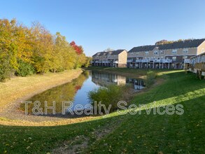 5628 Brownstone Dr in Indianapolis, IN - Building Photo - Building Photo