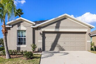 1339 Pasadena Bloom Ln in Ruskin, FL - Foto de edificio - Building Photo