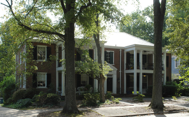 304 Watts St in Durham, NC - Foto de edificio - Building Photo