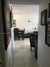 10794 N Kendall Dr in Miami, FL - Building Photo - Building Photo