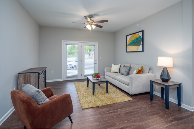 Cardinal Ridge Apartments in Simpsonville, KY - Building Photo - Interior Photo