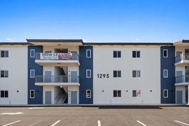 1295 W 69 ST in Hialeah, FL - Building Photo - Building Photo