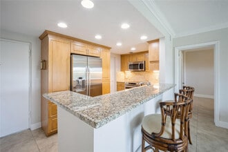 1000 River Reach Dr in Fort Lauderdale, FL - Building Photo - Building Photo