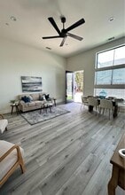 309 W Roseburg Ave in Modesto, CA - Building Photo - Building Photo