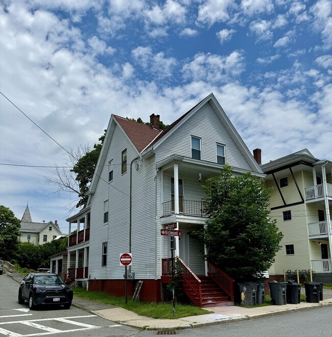 51 Richmond St, Unit 1