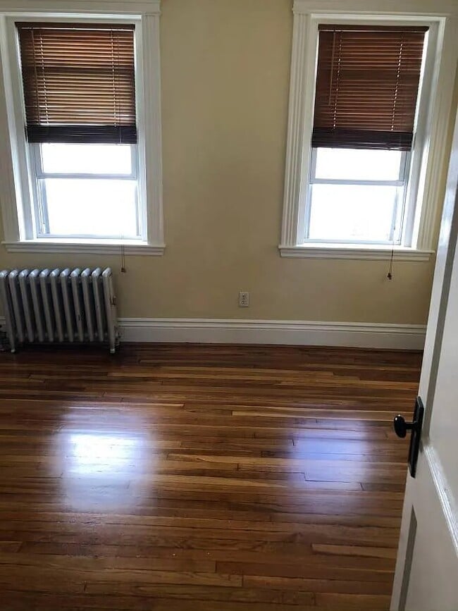 50 Charlesgate E, Unit 192 in Boston, MA - Foto de edificio - Building Photo