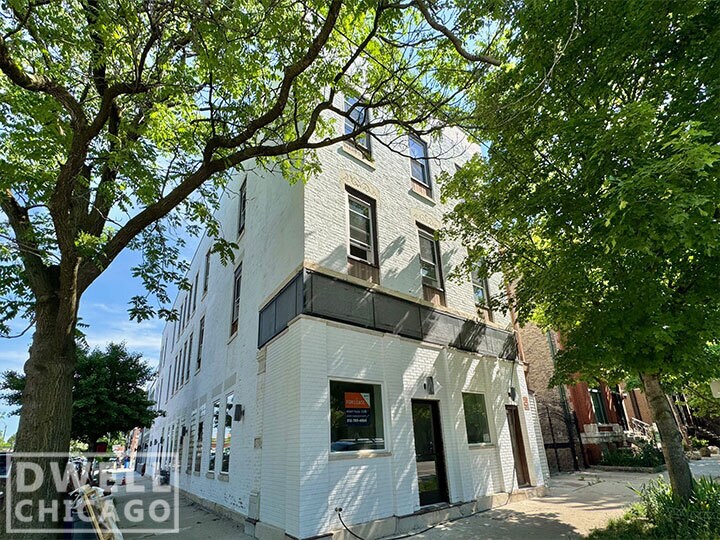 1236 W Hubbard St, Unit 3N in Chicago, IL - Building Photo