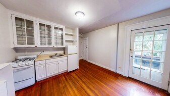 542 Chapel St in New Haven, CT - Building Photo