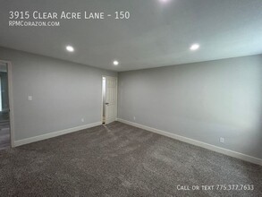 3915 Clear Acre Ln in Reno, NV - Building Photo - Building Photo