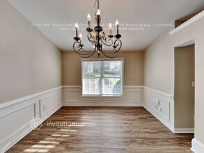930 Rock Elm Dr in Auburn, GA - Building Photo - Building Photo