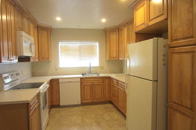 829 Rockwood Dr, Unit 152 in San Jose, CA - Building Photo - Building Photo